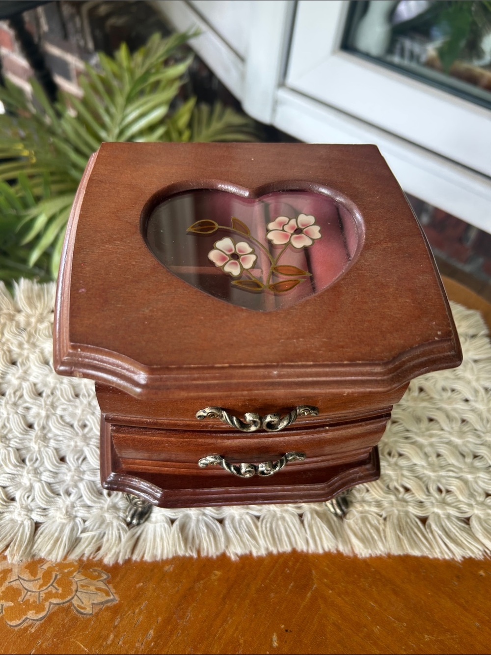 Vintage Musical Wooden Heart-Top Jewelry Box